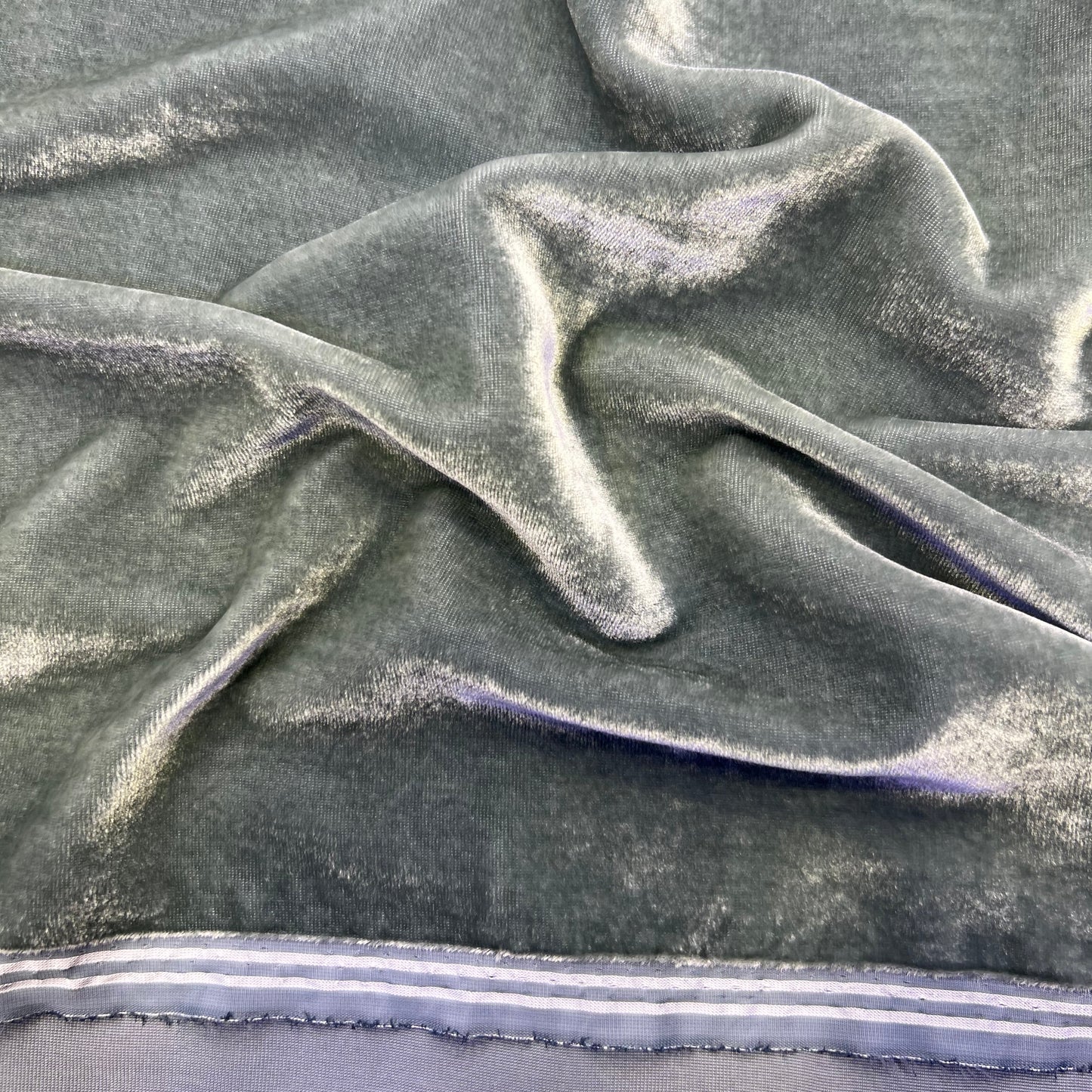 Tissu velours 3 mètres – Gris sauge