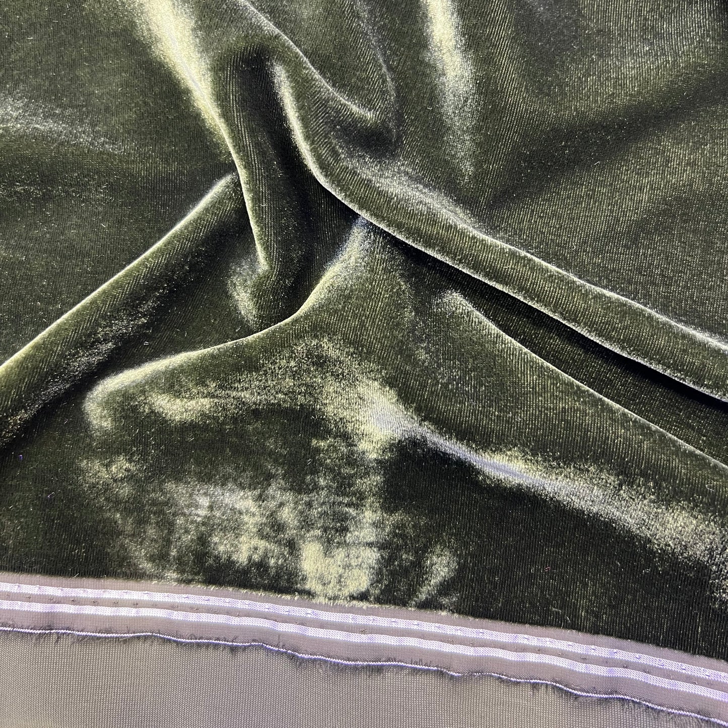 Tissu velours 3 mètres – Vert olive