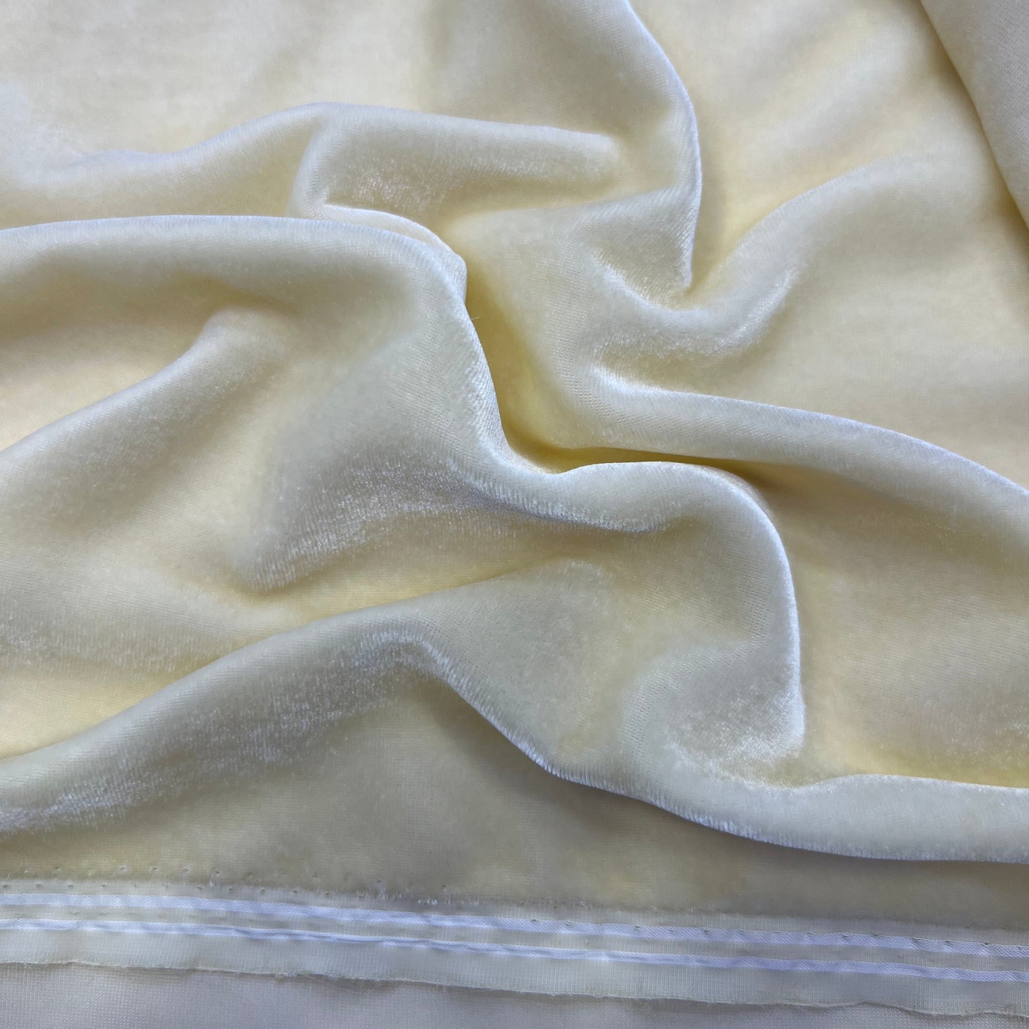 Tissu velours 3 mètres – Beige crème