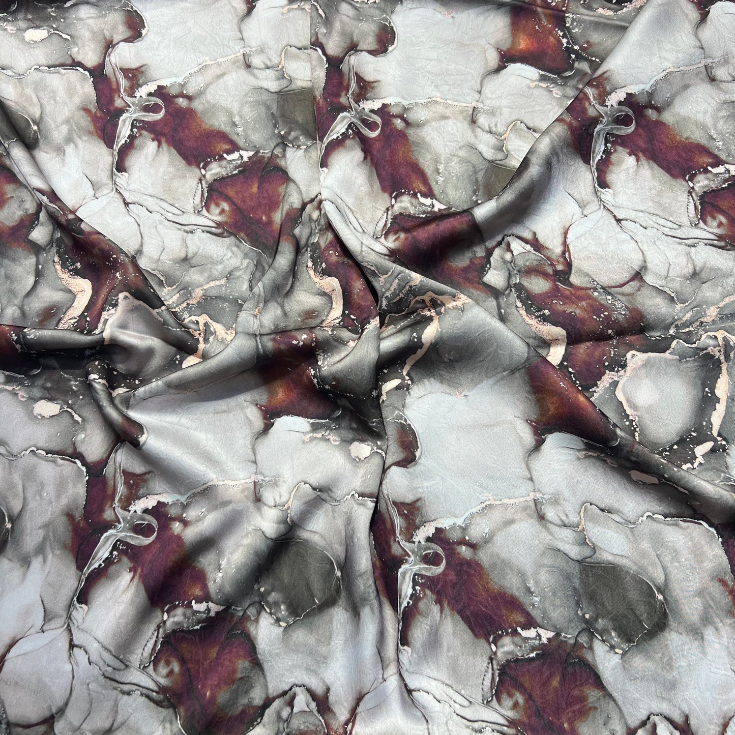 JULIA – Soie Imprimée Premium – Coupon 2,5 m / Largeur 1,5 m