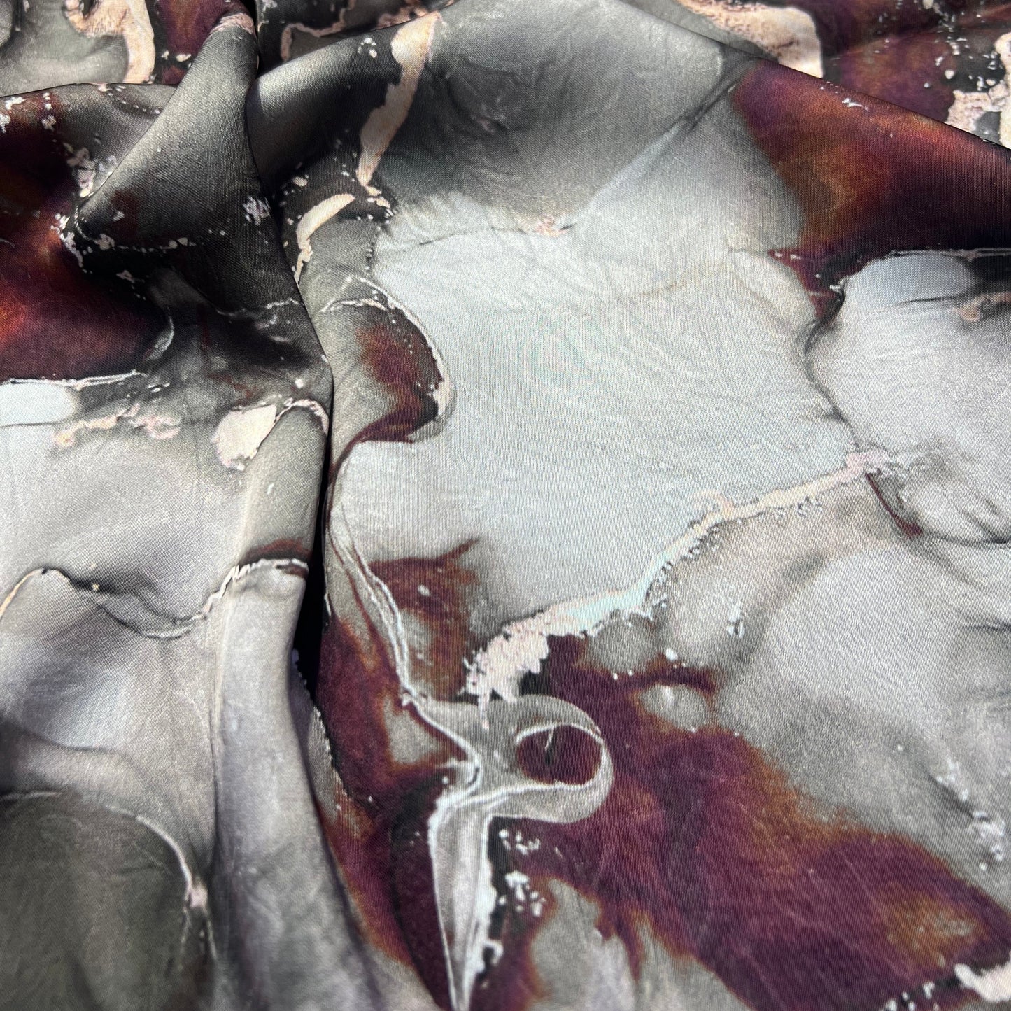 JULIA – Soie Imprimée Premium – Coupon 2,5 m / Largeur 1,5 m