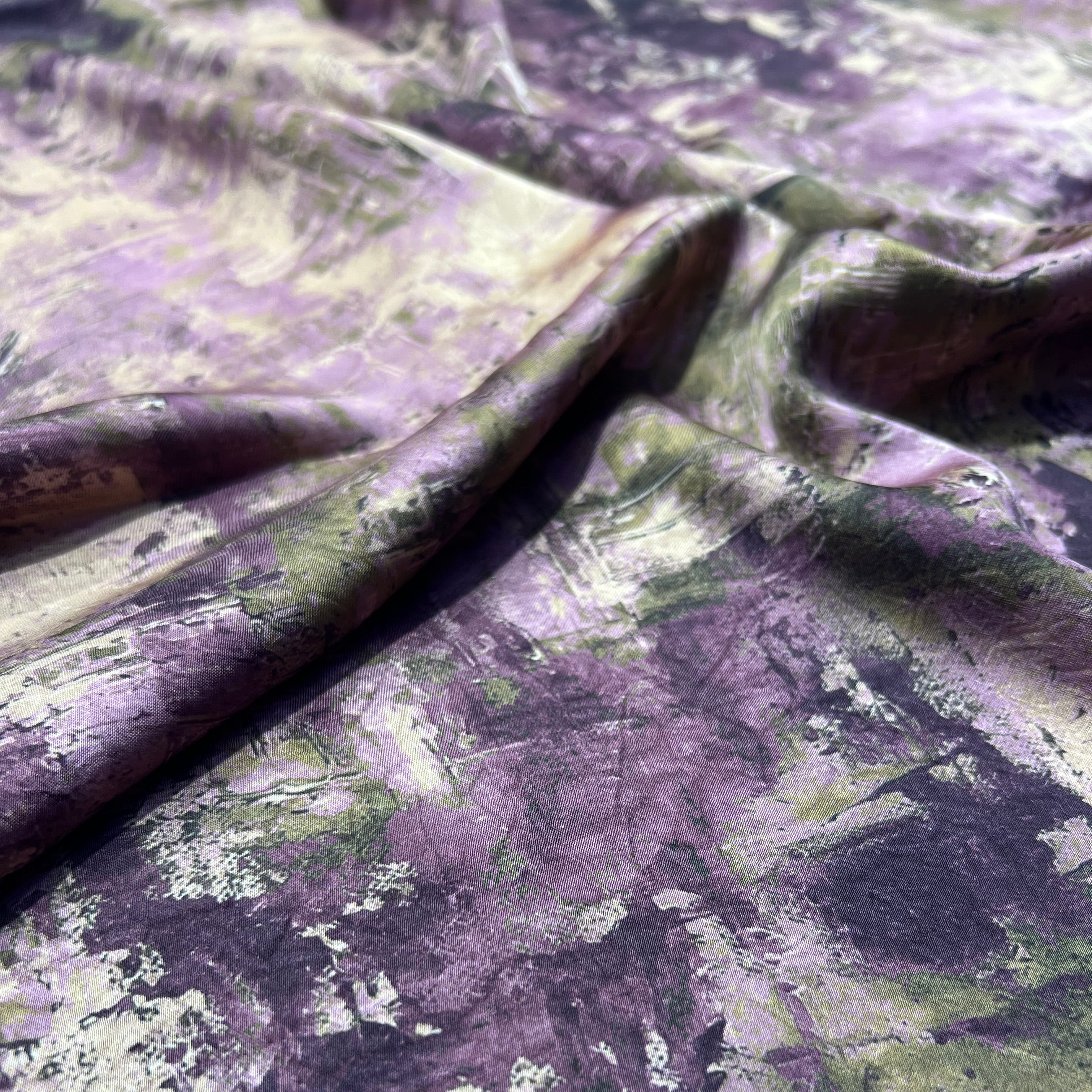 JULIA – Soie Imprimée Premium – Coupon 2,5 m / Largeur 1,5 m