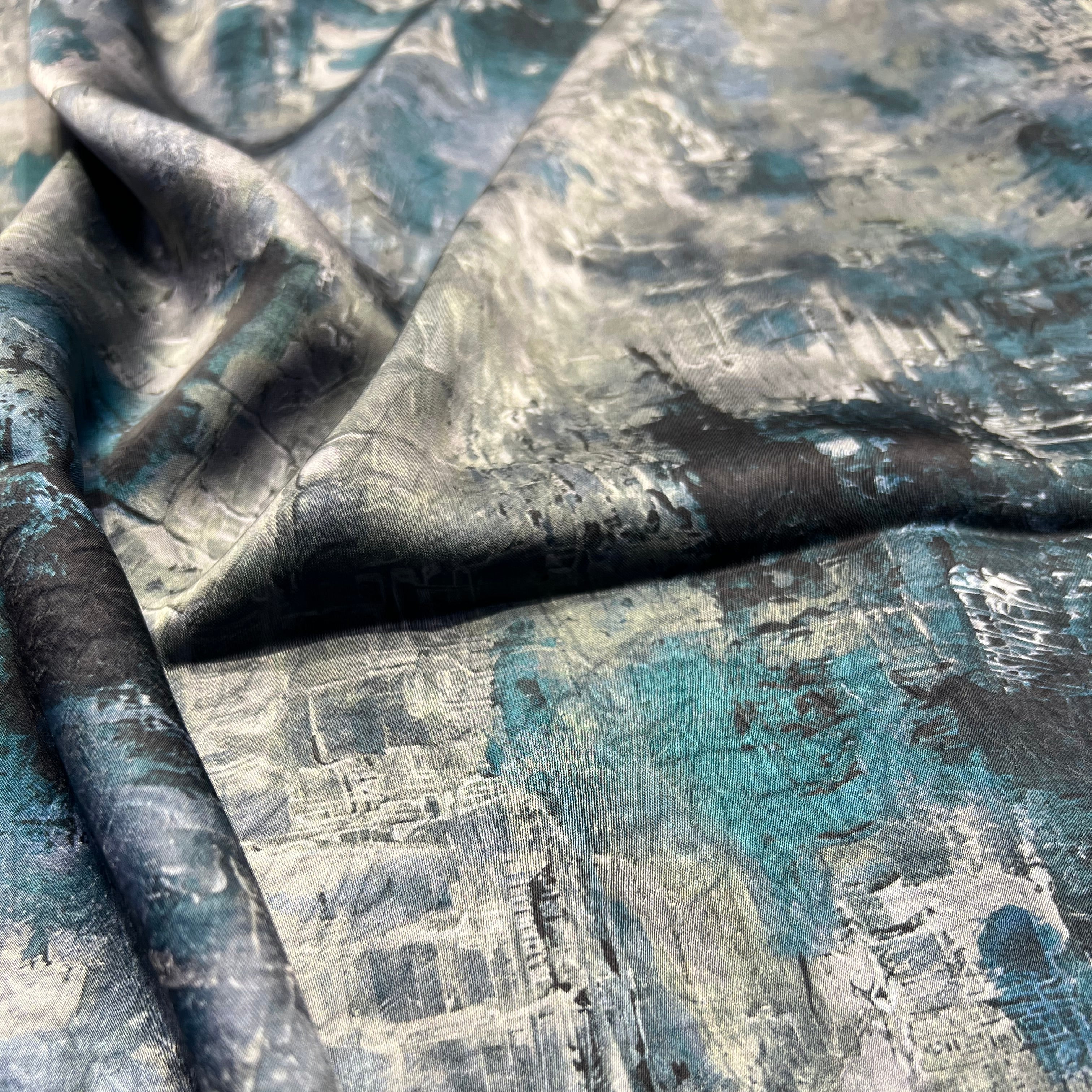 JULIA – Soie Imprimée Premium – Coupon 2,5 m / Largeur 1,5 m