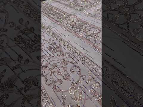 Tissu brocart rose bonbon pour robe et caftan moderne