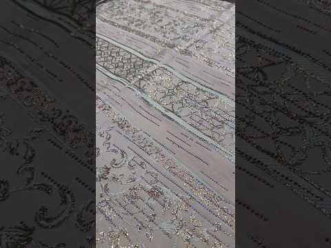 Tissu brocart blanc cassé pour caftan mariage élégant